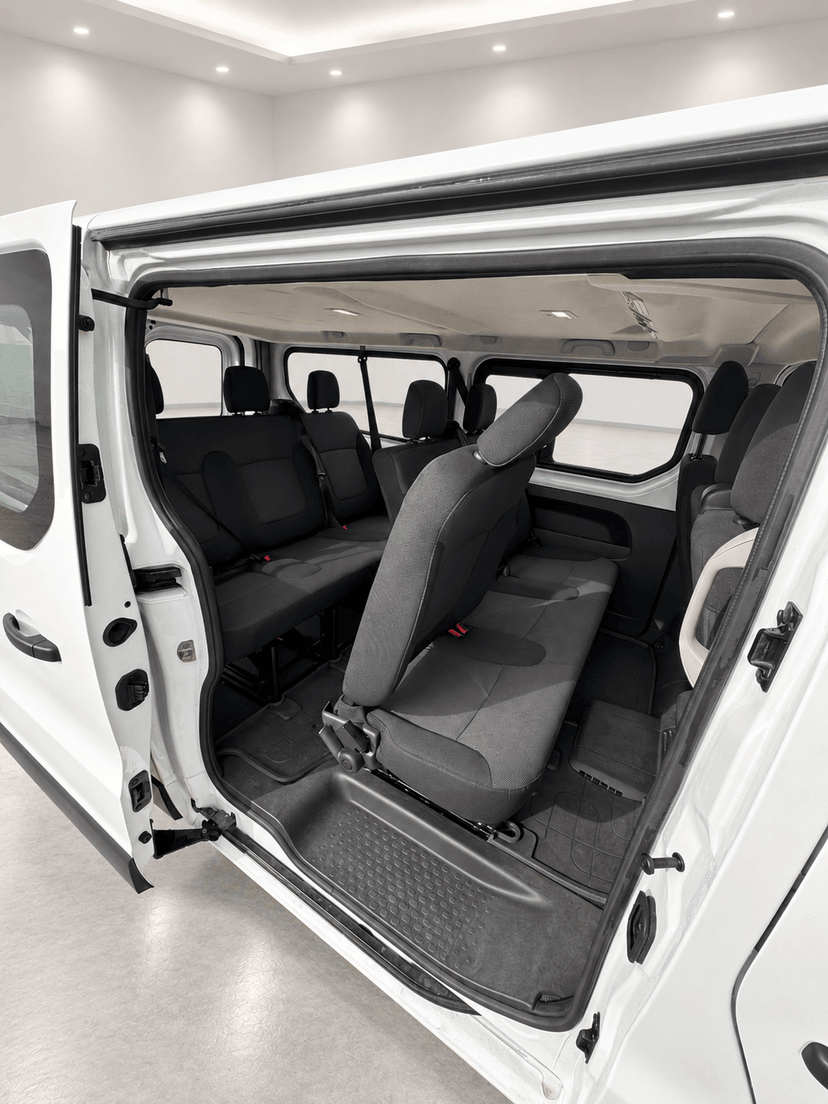 Minibuss till uthyrning hos Eriks Biluthyrning